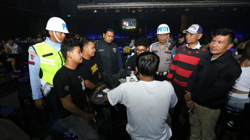 Polda Sumut Dan Tni Terus Gencarkan Razia THM, Tiga Pengunjung Golden Tiger Positif Narkoba