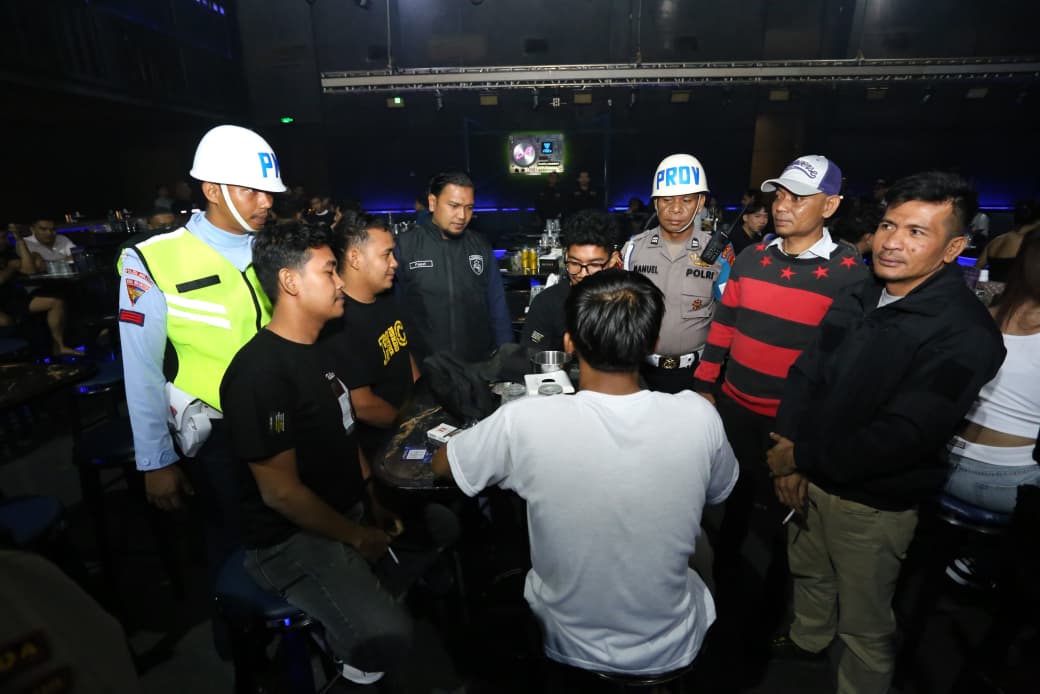 Polda Sumut Dan Tni Terus Gencarkan Razia THM, Tiga Pengunjung Golden Tiger Positif Narkoba