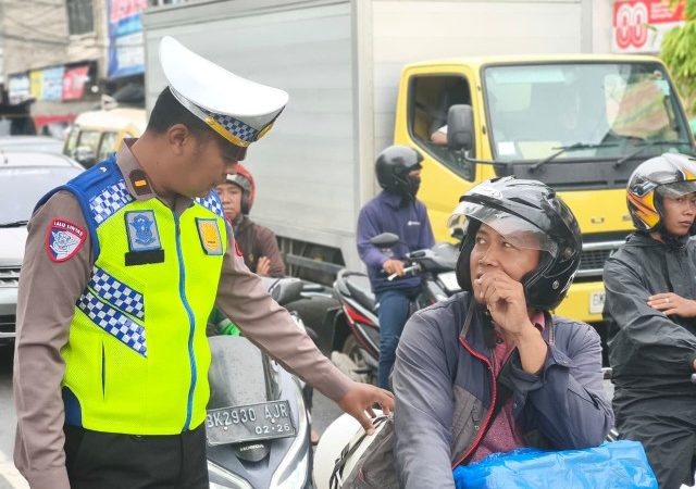 Operasi Zebra Toba 2025 Hari Ke-8: Polisi Hadir Lebih Humanis, Edukasi Keselamatan Terus Digencarkan