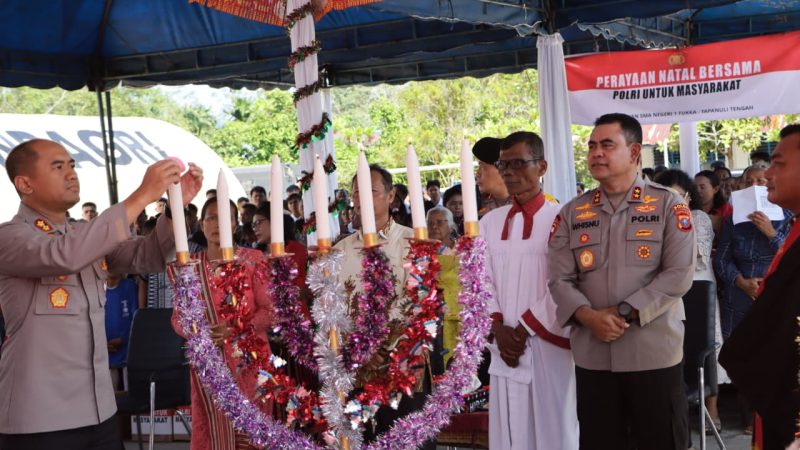 Kapolda Sumut Rayakan Natal Bersama Pengungsi Korban Bencana Alam di Tapteng, Hadirkan Penghiburan dan Harapan