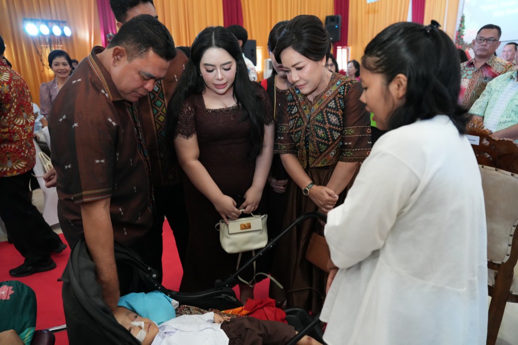Kapolda Sumut Hadiri Perayaan Natal Polda Sumut 2025 di Gereja Oikumene Mapolda