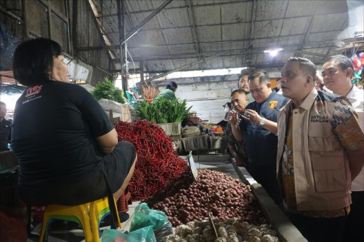 Cek Langsung ke Pasar Sukaramai dan Halat, Polda Sumut Pastikan Harga Sembako Terkendali