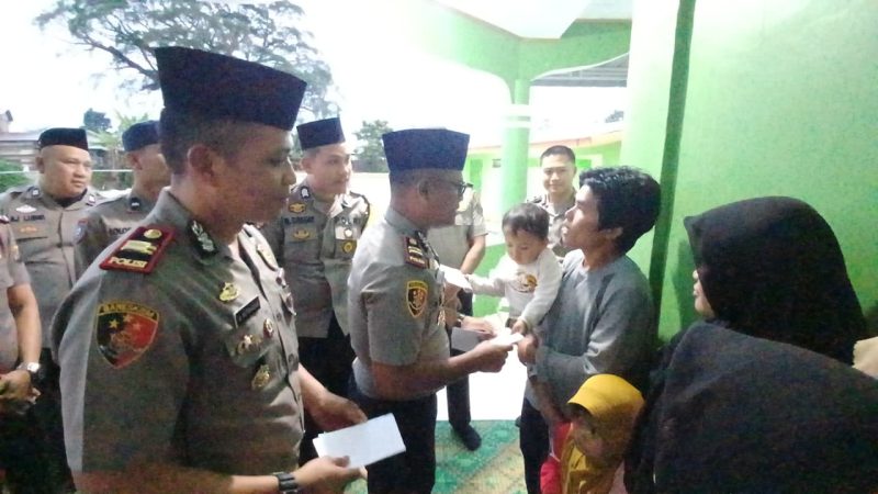Dekat dengan Masyarakat, Polres Humbahas Gelar Safari Ramadan dan Buka Puasa Bersama di Marade