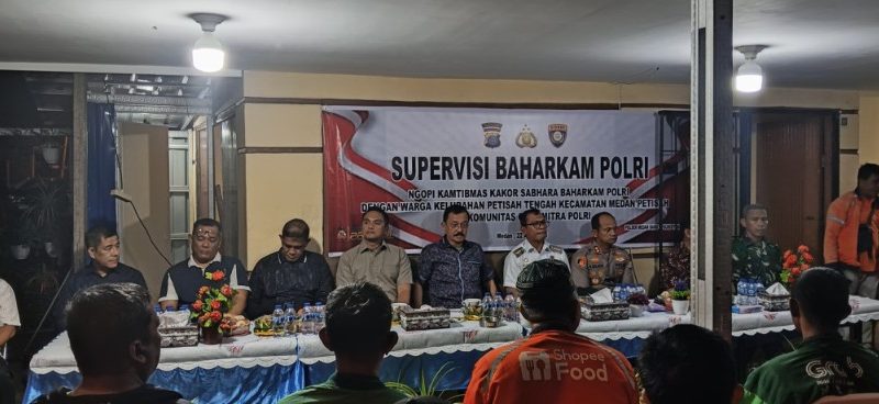 Hangatkan Malam, Baharkam Polri Ngopi Kamtibmas Bareng Komunitas Ojol di Medan Petisah