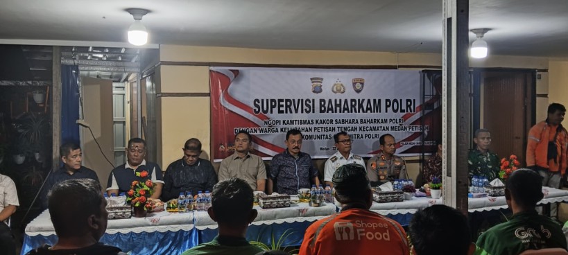 Hangatkan Malam, Baharkam Polri Ngopi Kamtibmas Bareng Komunitas Ojol di Medan Petisah