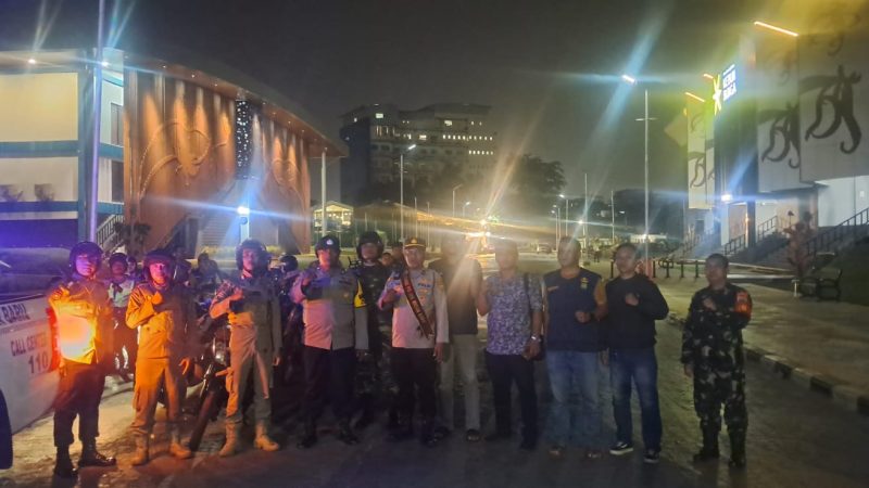 Patroli Gabungan Tiga Pilar, Polsek Medan Baru Wujudkan “Medan Aman” di Malam Hari