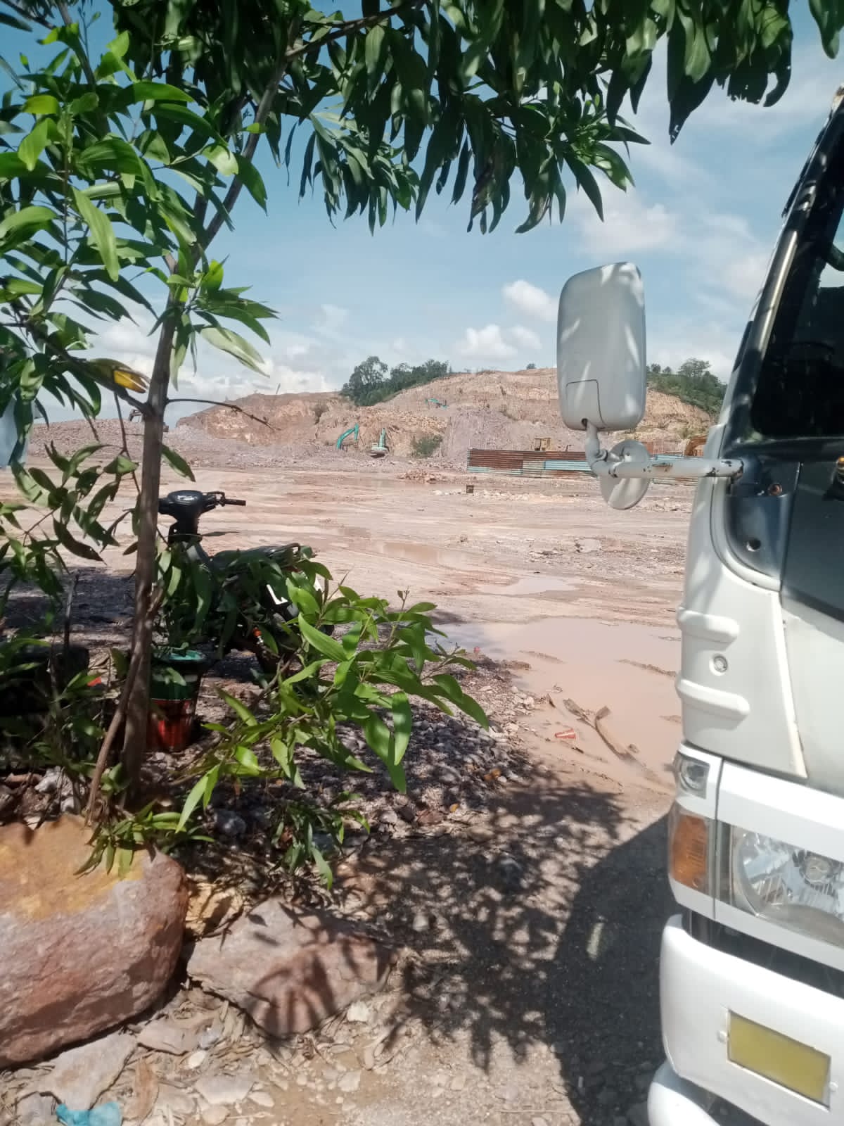 Tambang Batu Tanjung Uncang Diduga Kebal Hukum: Ke Mana Aparat, DLH Batam, dan Ditkrimsus Polda Kepri…???