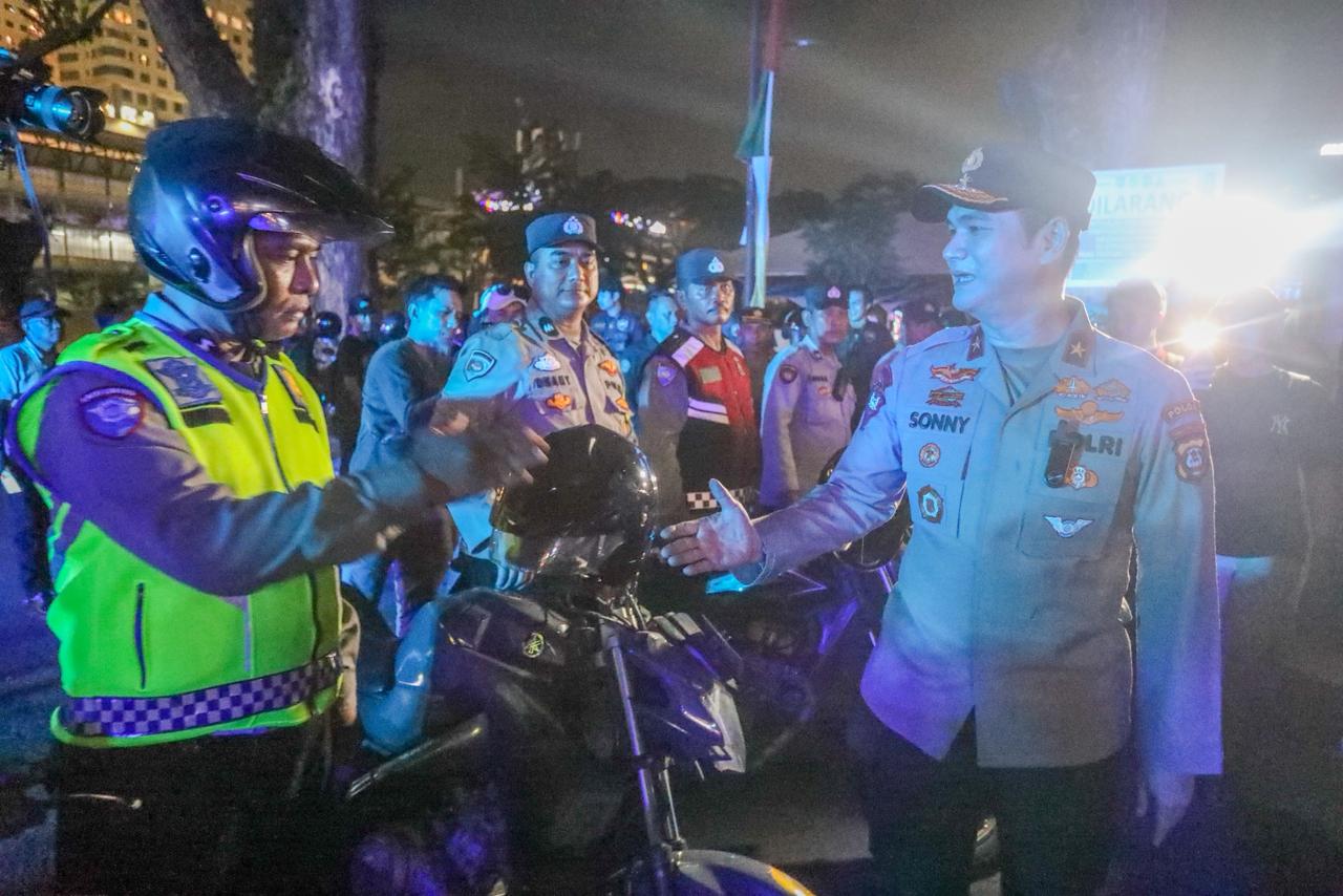 Polda Sumut Pastikan Situasi Tetap Kondusif Meski Blackout, Warga Medan Beraktivitas Normal