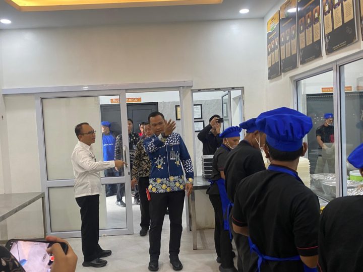 PASTIKAN HAK WARGA BINAAN TERPENUHI, DIREKTUR PEMBINAAN NARAPIDANA DAN ANAK BINAAN TINJAU LANGSUNG PROGRAM PEMBINAAN DAN LAYANAN DI RUTAN BATAM