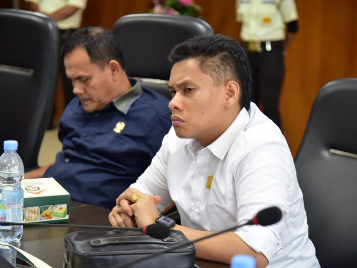 Legislator Gerindra Kritik Kinerja Rico Waas-Zakiyuddin, Nilai Lebih Banyak Seremonial Ketimbang Menjawab Keluhan Warga