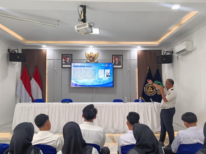 Lapas Batam Kenalkan Tugas dan Fungsi Pemasyarakatan Kepada 9 Peserta Pemagangan