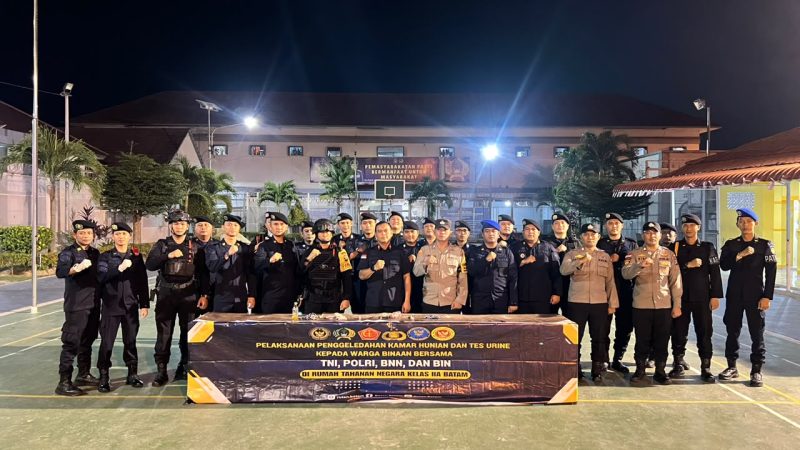 DEMI KEAMANAN DAN KETERTIBAN, RUTAN BATAM BERSAMA APH SISIR KAMAR HUNIAN