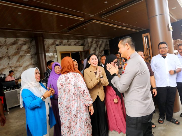 Temui Majelis Taklim Halimah, Kapolda Sumut Ajak Masyarakat Bersinergi Jaga Kamtibmas