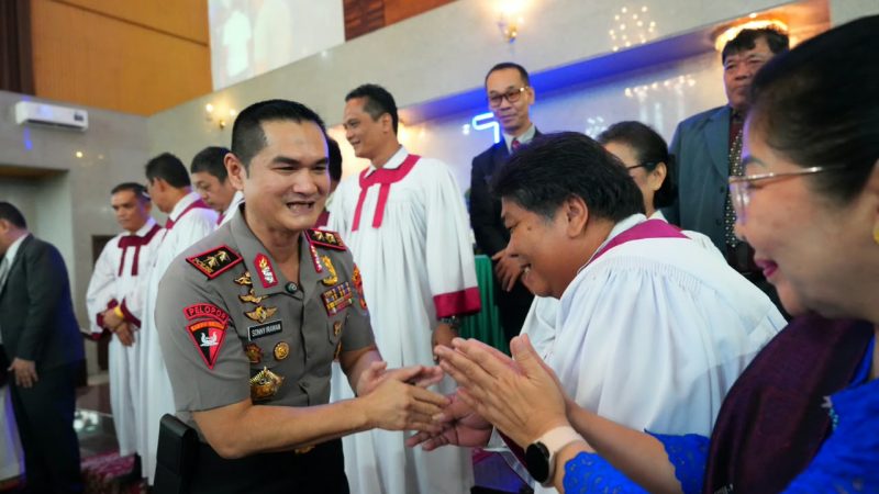 Minggu Kasih di Gereja HKBP Sudirman, Kapolda Sumut Ajak Masyarakat Perangi Narkoba dan Jaga Kamtibmas